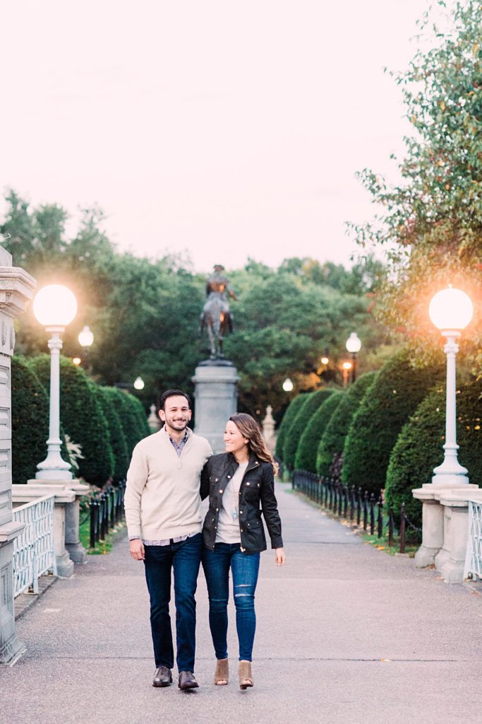 engagement photos in the boston public garden